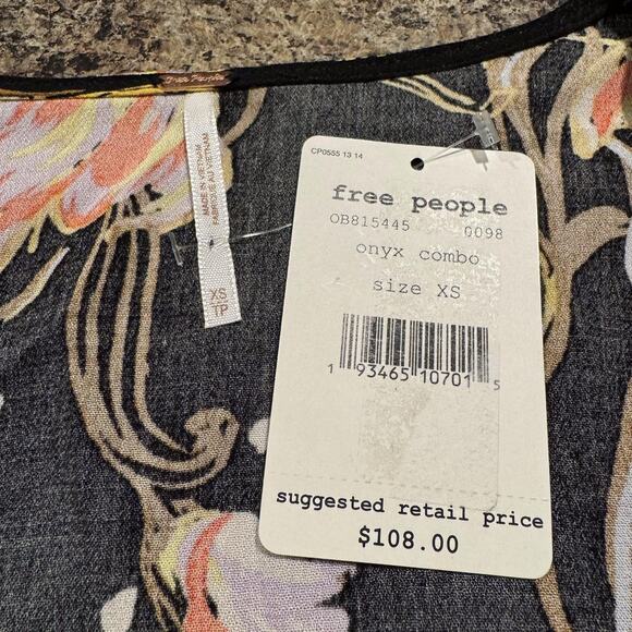 NWT Free People Tunic Top Bella Babydoll Floral Boho Whimsigoth Cottage Black XS - Picture 4 of 11